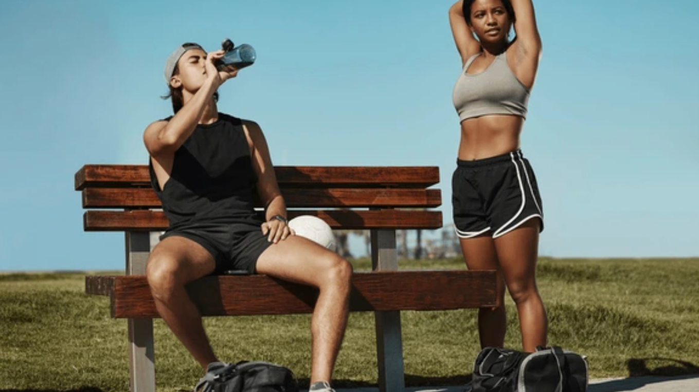 Recuperación muscular, crioterapia, aplicación de frío, descanso, hidratación. Lidergrip